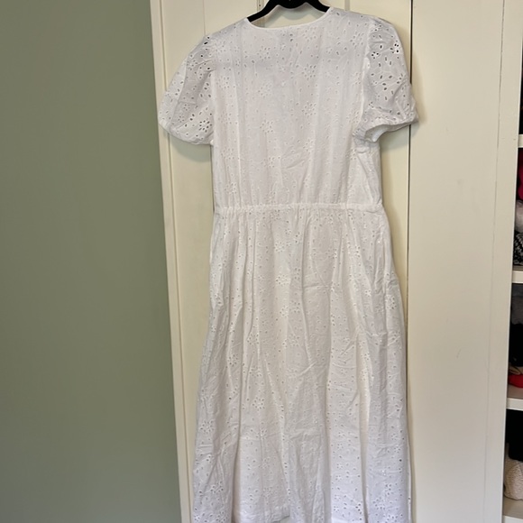 J.CREW Womens White Eyelet Puff Short Sleeve Below Knee Summer Dress Sz 8 - Picture 3 of 4